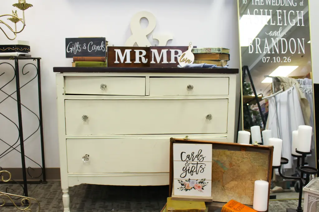 Dresser